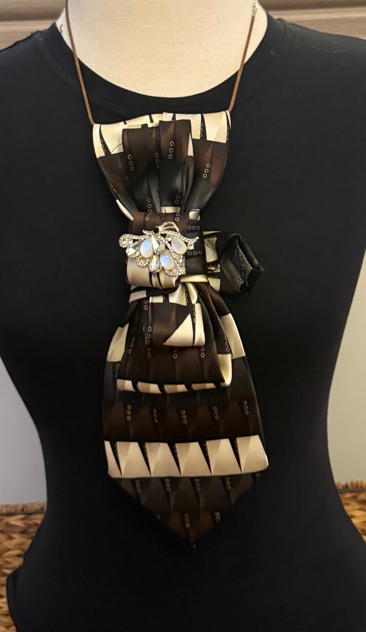The Grace Statement Necklace